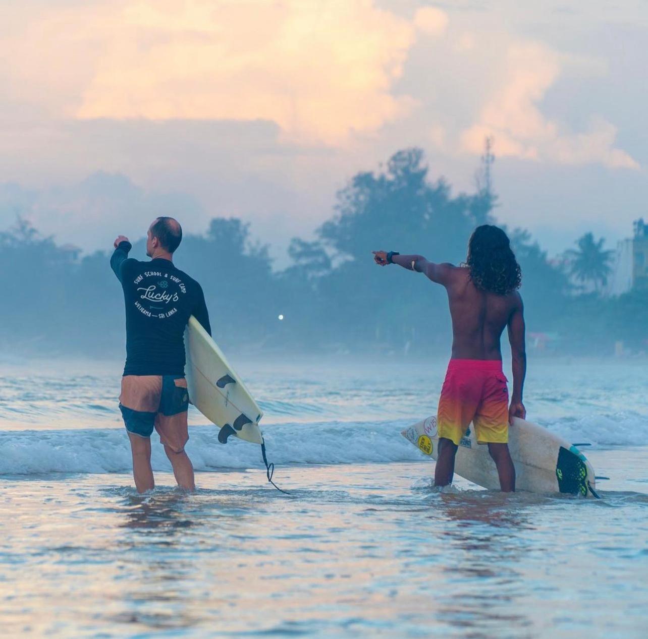 Bed and Breakfast Lucky'S Surf Camp Weligama Esterno foto