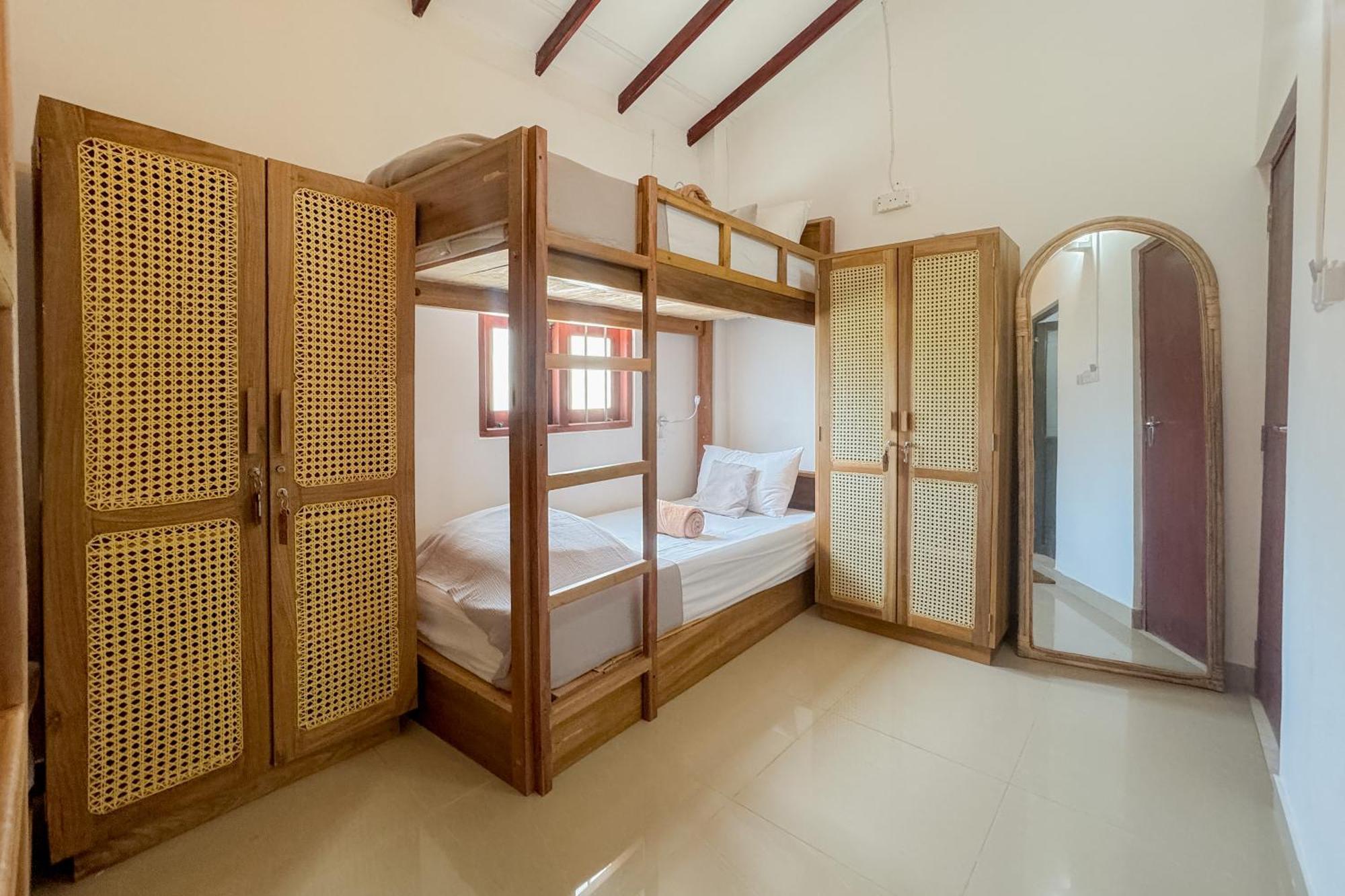 Bed and Breakfast Lucky'S Surf Camp Weligama Esterno foto