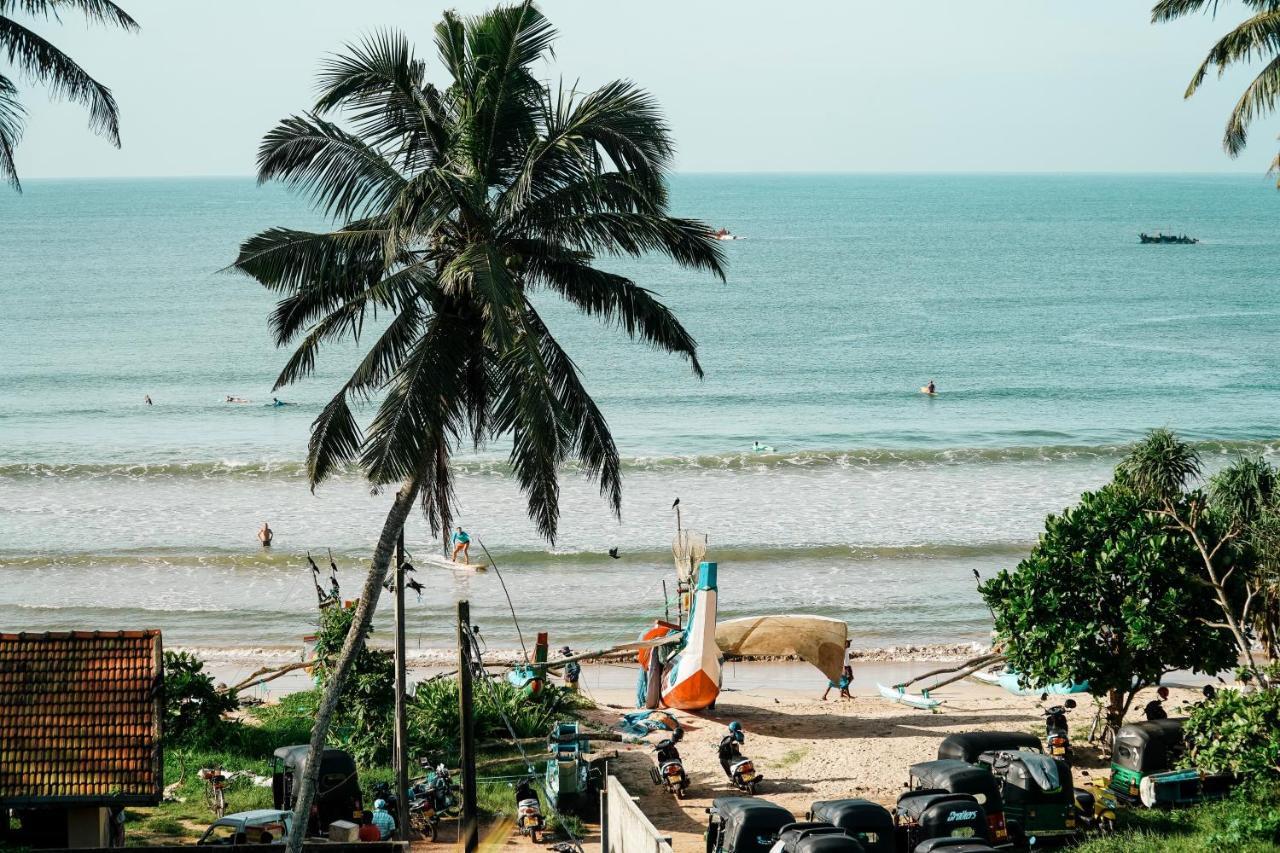 Bed and Breakfast Lucky'S Surf Camp Weligama Esterno foto