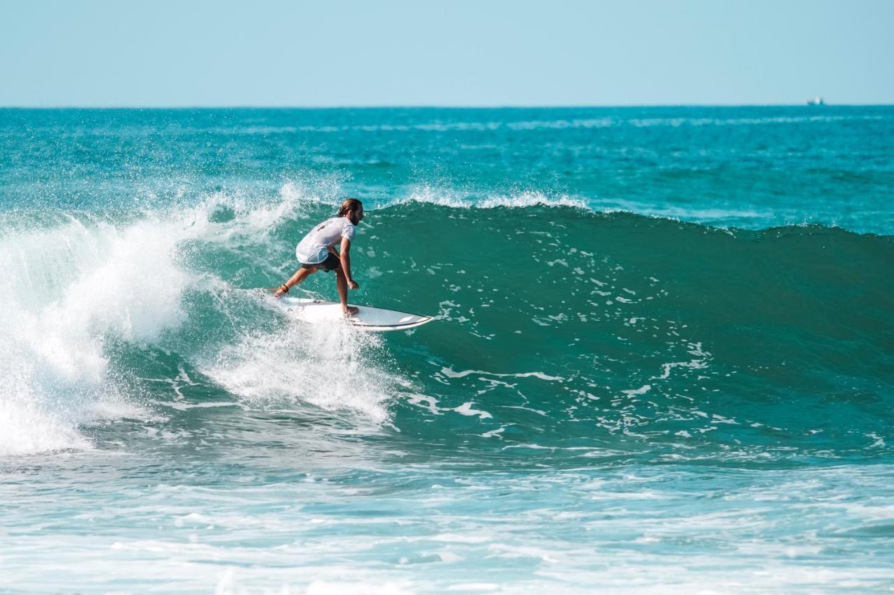 Bed and Breakfast Lucky'S Surf Camp Weligama Esterno foto