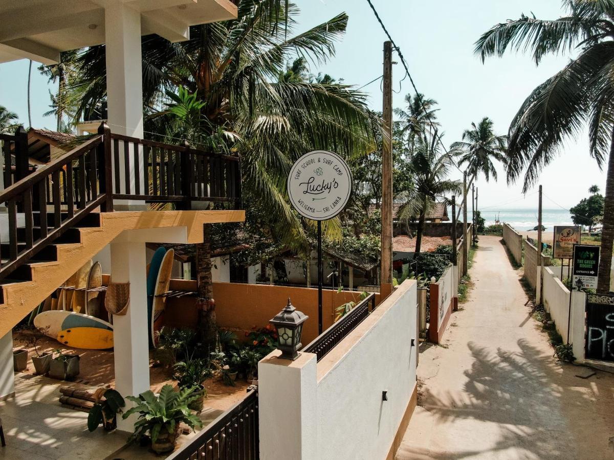 Bed and Breakfast Lucky'S Surf Camp Weligama Esterno foto